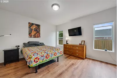 2105 9th St, Tillamook, OR 97141 - Photo 14