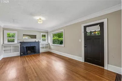 8124 SE Ash St, Portland, OR 97215 - Photo 6