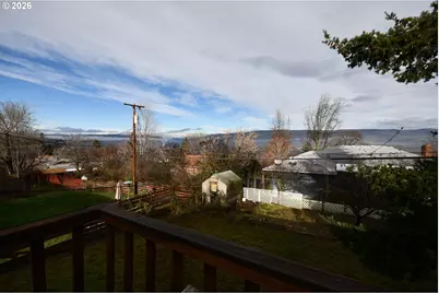731 E 19th St, The Dalles, OR 97058 - Photo 42