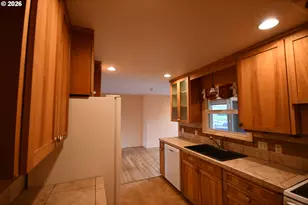 731 E 19th St, The Dalles, OR 97058 - Photo 18