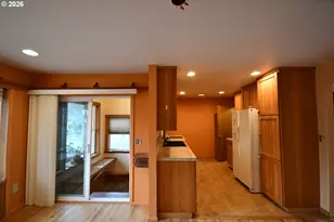 731 E 19th St, The Dalles, OR 97058 - Photo 22