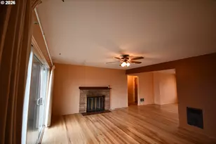 731 E 19th St, The Dalles, OR 97058 - Photo 10