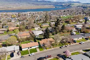 731 E 19th St, The Dalles, OR 97058 - Photo 32