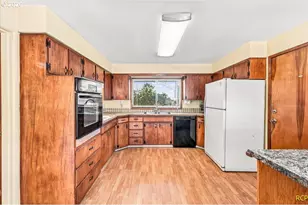 204 NW 69th St, Vancouver, WA 98665 - Photo 12