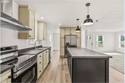 4411 Pennsylvania St, Longview, WA 98632 - Photo 8