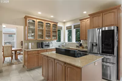 2744 NW Daysha Dr, Roseburg, OR 97471 - Photo 8