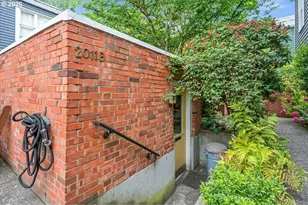 711 NW 20th Ave., Portland, OR 97209 - Photo 24