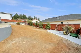 7175 Vista Ridge Dr, Brookings, OR 97415 - Photo 36