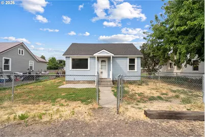 210 N Prescott St, Echo, OR 97826 - Photo 1