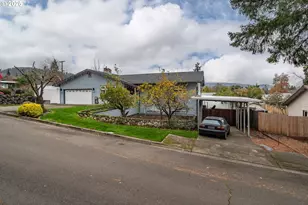 1821 NW Sellwood St, Roseburg, OR 97471 - Photo 48