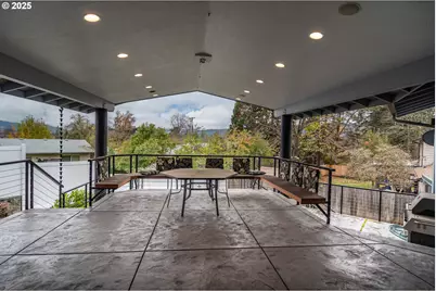 1821 NW Sellwood St, Roseburg, OR 97471 - Photo 38