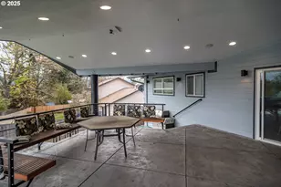 1821 NW Sellwood St, Roseburg, OR 97471 - Photo 40