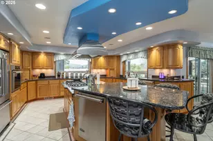 1821 NW Sellwood St, Roseburg, OR 97471 - Photo 8