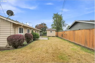 404 SE 2nd Ave, Battle Ground, WA 98604 - Photo 24