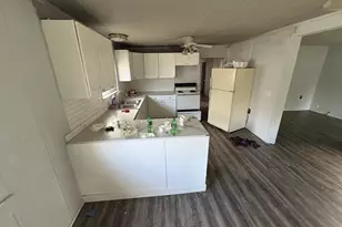 1220 S Tower Ave, Centralia, WA 98531 - Photo 4