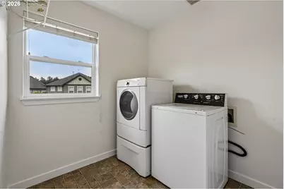 1020 NW 1st Ave, Canby, OR 97013 - Photo 16
