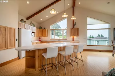 1122 Three Wood Dr, Bandon, OR 97411 - Photo 16