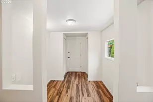 11745 SE Pine St, Portland, OR 97216 - Photo 28