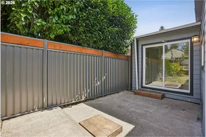 11745 SE Pine St, Portland, OR 97216 - Photo 30