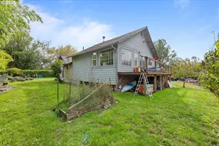 54124 Old Broadbent Rd, Myrtle Point, OR 97458 - Photo 28