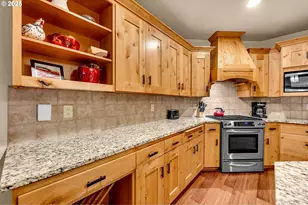 31254 E Collins Lake Rd, Government Camp, OR 97028 - Photo 14