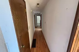 6571 Oakridge Dr, Gladstone, OR 97027 - Photo 12