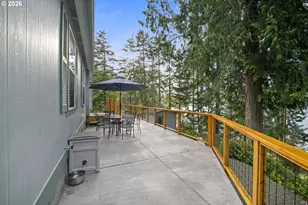 88686 Chapman Rd, Florence, OR 97439 - Photo 4