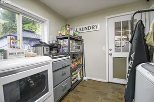 138 SE Shafford St, Estacada, OR 97023 - Photo 6