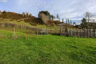 96312 Shutters Creek Ln, North Bend, OR 97459 - Photo 22