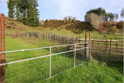 96312 Shutters Creek Ln, North Bend, OR 97459 - Photo 20