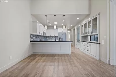 2072 Lakeland Way, Eugene, OR 97408 - Photo 12
