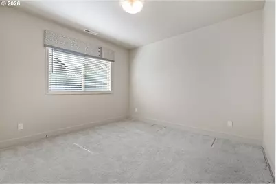 2072 Lakeland Way, Eugene, OR 97408 - Photo 32