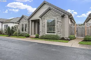 2072 Lakeland Way, Eugene, OR 97408 - Photo 2