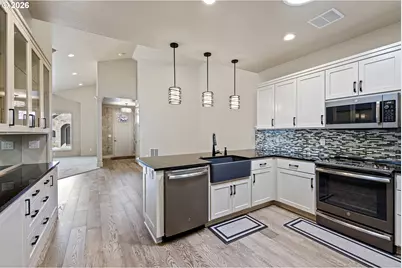 2072 Lakeland Way, Eugene, OR 97408 - Photo 18