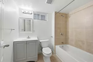 3206 SE 87th Ave, Portland, OR 97266 - Photo 32
