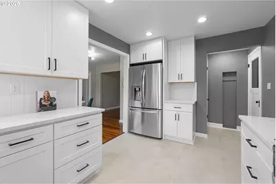 9511 NE Skidmore St, Portland, OR 97220 - Photo 14