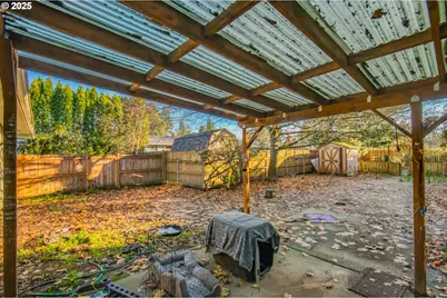 12720 SE Alder St, Portland, OR 97233 - Photo 14