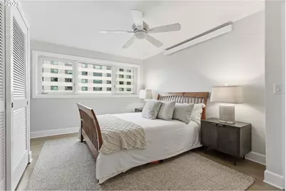 2211 SW Park Pl #903, Portland, OR 97205 - Photo 28