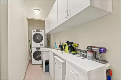 2211 SW Park Pl #903, Portland, OR 97205 - Photo 22