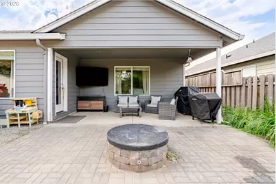 851 S 5th St, Jefferson, OR 97352 - Photo 2