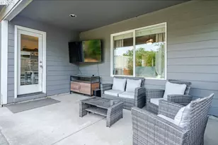 851 S 5th St, Jefferson, OR 97352 - Photo 30