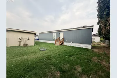 1040 SW 11th St #44, Hermiston, OR 97838 - Photo 2
