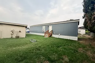 1040 SW 11th St, Hermiston, OR 97838 - Photo 2