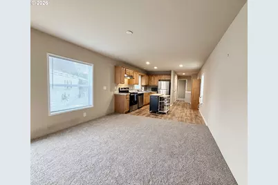 1040 SW 11th St #44, Hermiston, OR 97838 - Photo 6