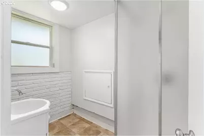 311 SE 155th Pl, Portland, OR 97233 - Photo 34