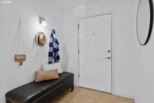 4240 NE Paintbrush Ct, Salem, OR 97305 - Photo 4