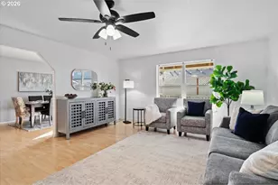 4240 NE Paintbrush Ct, Salem, OR 97305 - Photo 6