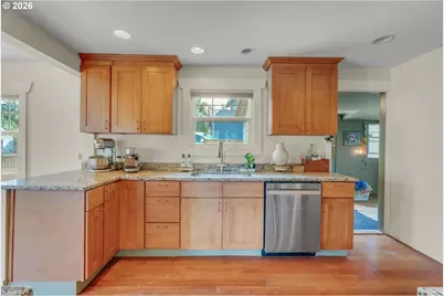 8610 SE 28th Ave, Milwaukie, OR 97222 - Photo 18