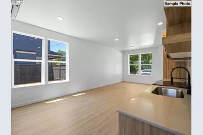 7200 SE Woodward St #2, Portland, OR 97206 - Photo 4