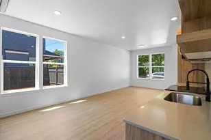 7200 SE Woodward St, Portland, OR 97206 - Photo 4